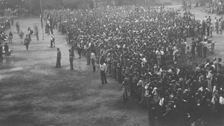 I funerali di Aligi Barducci alla presenza dei rappresentanti militari alleati, 12 agosto 1944 (ISRT)